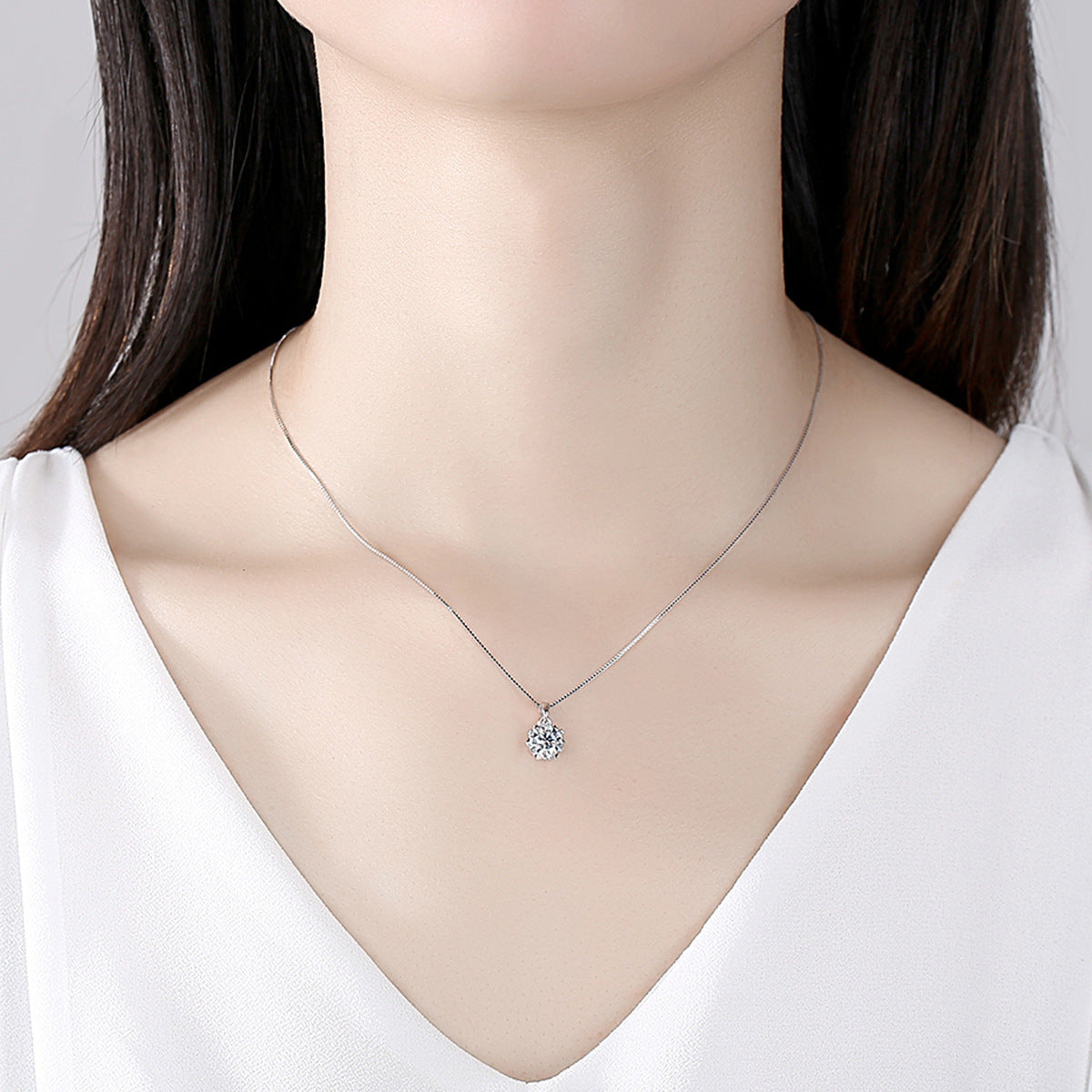 Hot Sale 1ct Moissanite Pendant S925 Silver Necklace Female Simple Box Chain Six Claws Cross-border