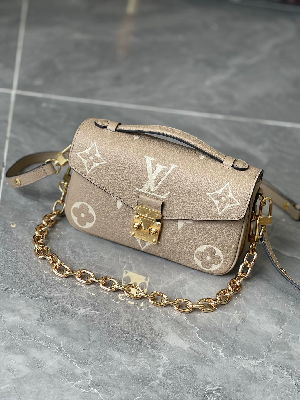Gris Empreinte Metis East West Mini Crossbody Bag, Giant Monogram Leather Handbag, Gold Chain Flap Shoulder Purse, Top Handle Designer Messenger Bag for Women Daily Travel Dating