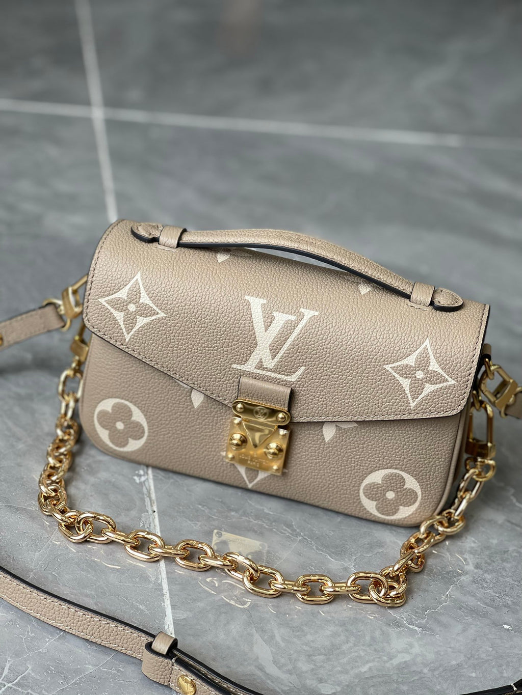 Gris Empreinte Metis East West Mini Crossbody Bag, Giant Monogram Leather Handbag, Gold Chain Flap Shoulder Purse, Top Handle Designer Messenger Bag for Women Daily Travel Dating
