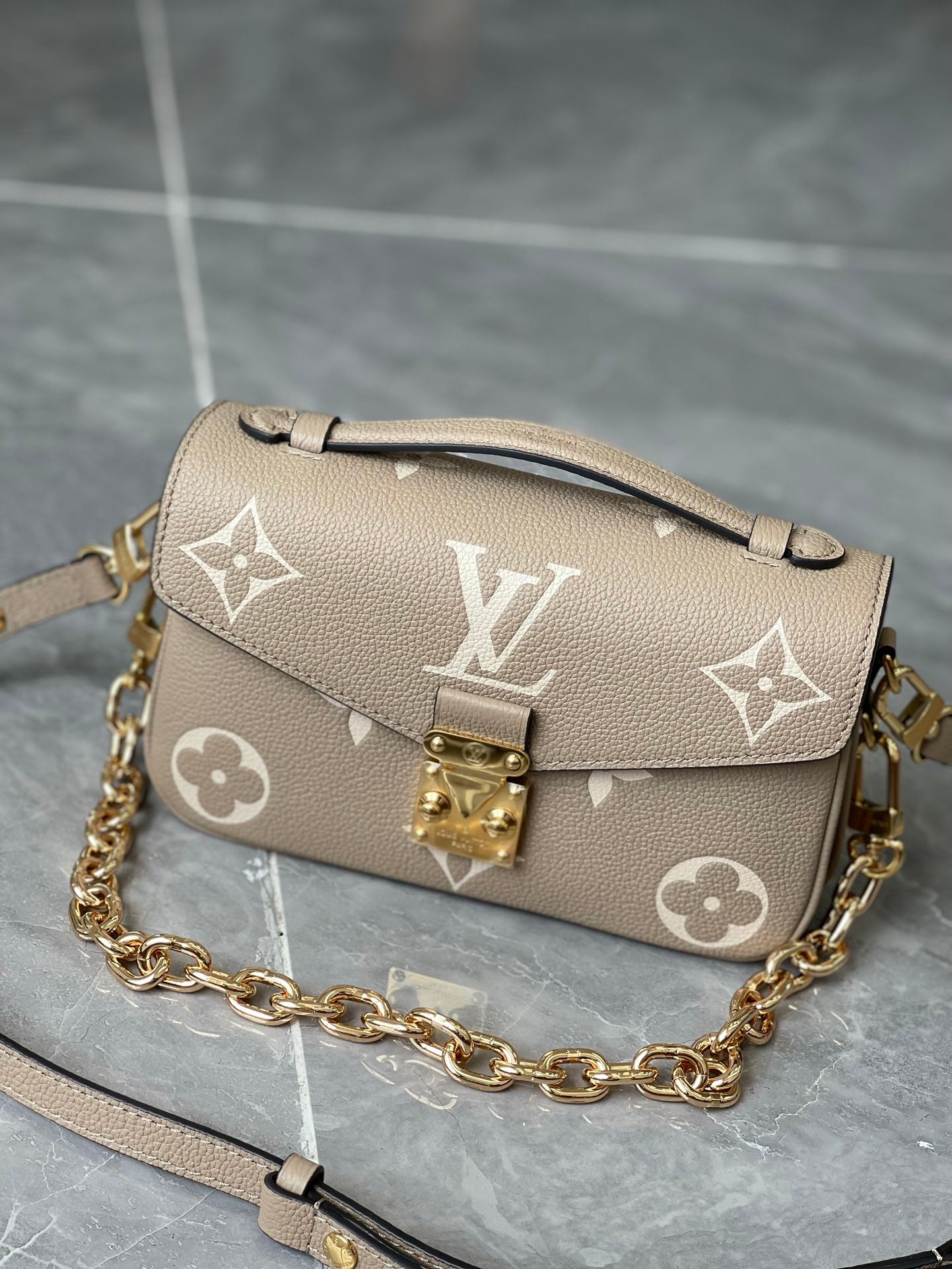 Gris Empreinte Metis East West Mini Crossbody Bag, Giant Monogram Leather Handbag, Gold Chain Flap Shoulder Purse, Top Handle Designer Messenger Bag for Women Daily Travel Dating
