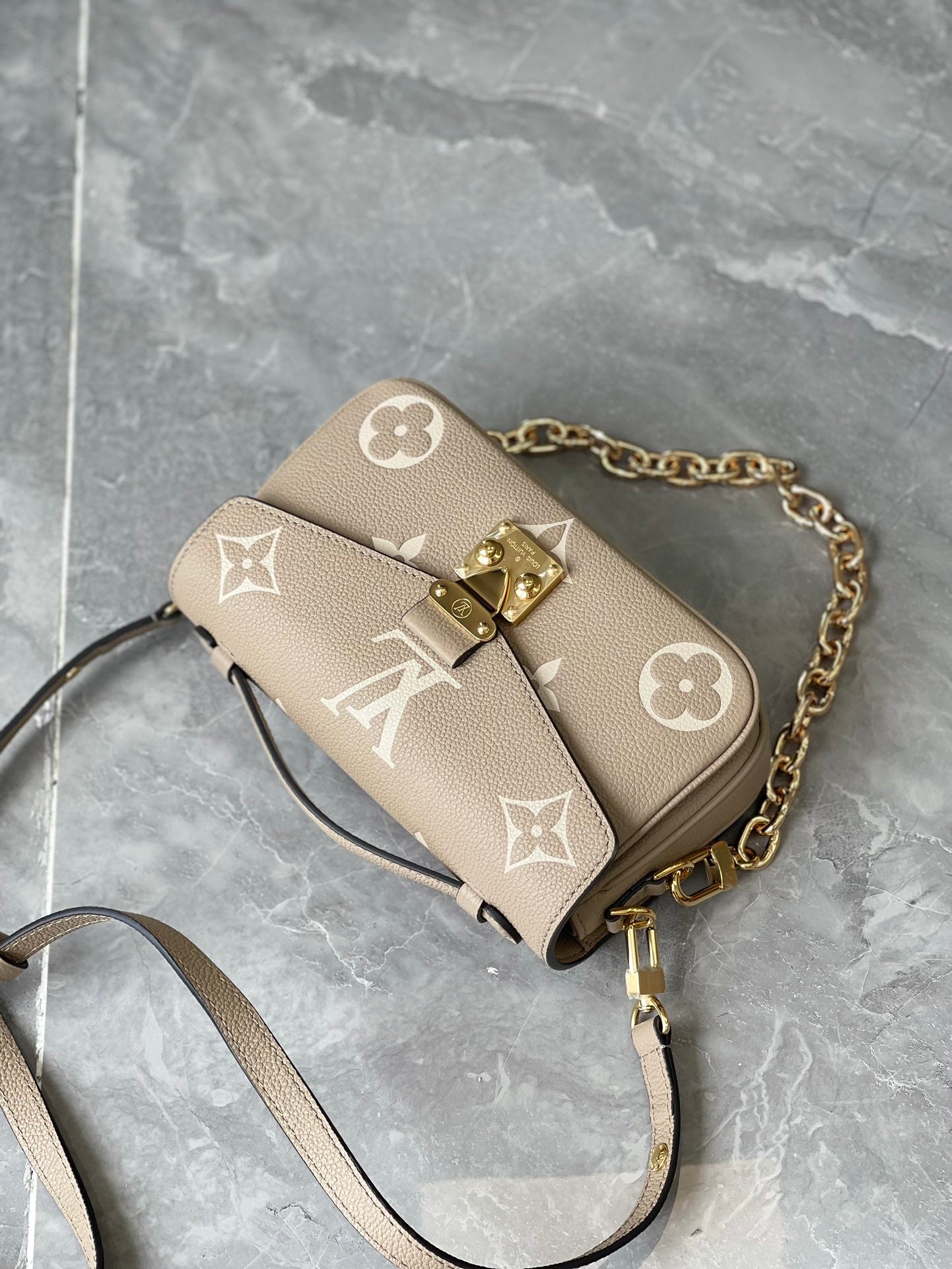 Gris Empreinte Metis East West Mini Crossbody Bag, Giant Monogram Leather Handbag, Gold Chain Flap Shoulder Purse, Top Handle Designer Messenger Bag for Women Daily Travel Dating