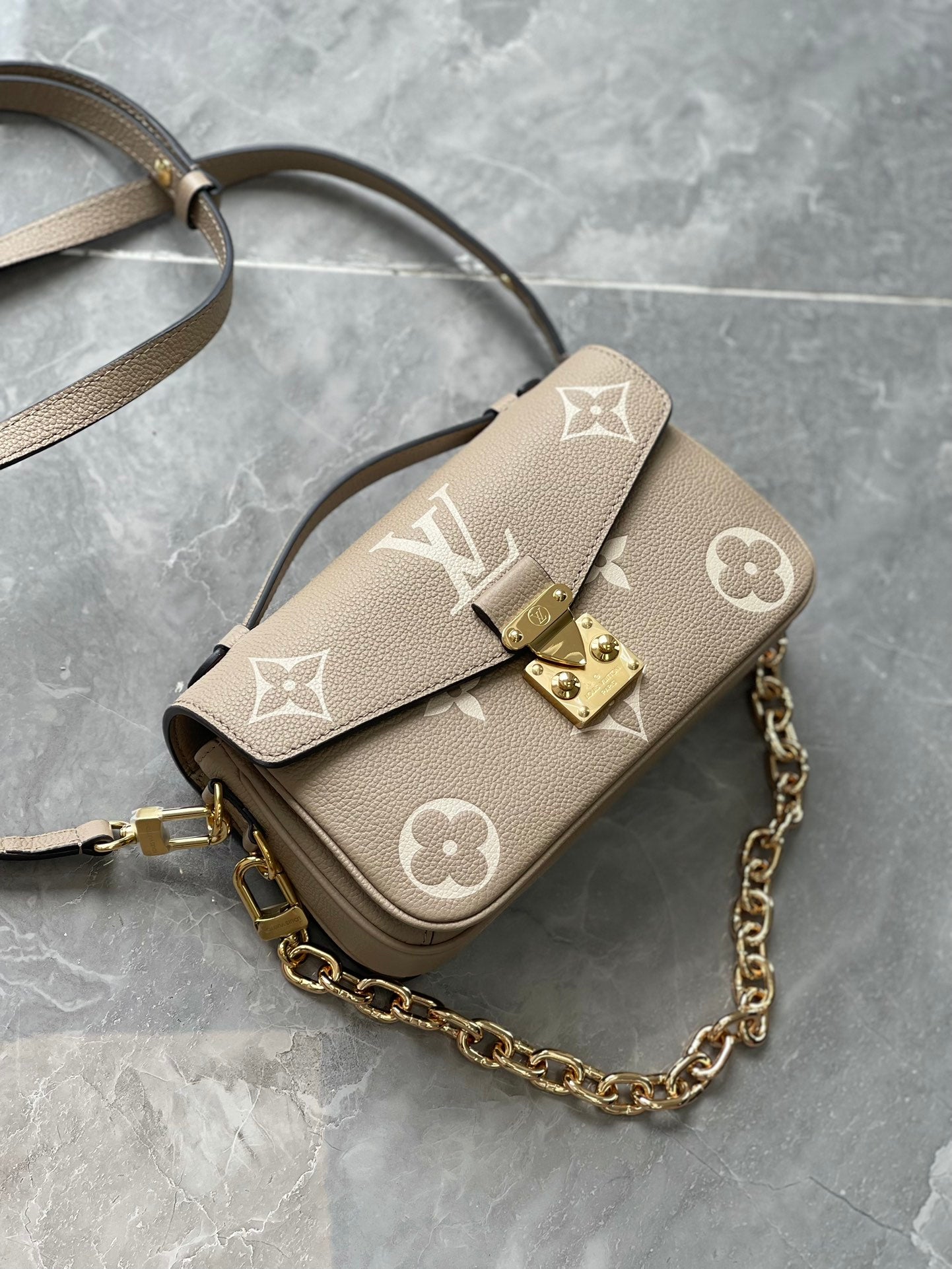 Gris Empreinte Metis East West Mini Crossbody Bag, Giant Monogram Leather Handbag, Gold Chain Flap Shoulder Purse, Top Handle Designer Messenger Bag for Women Daily Travel Dating