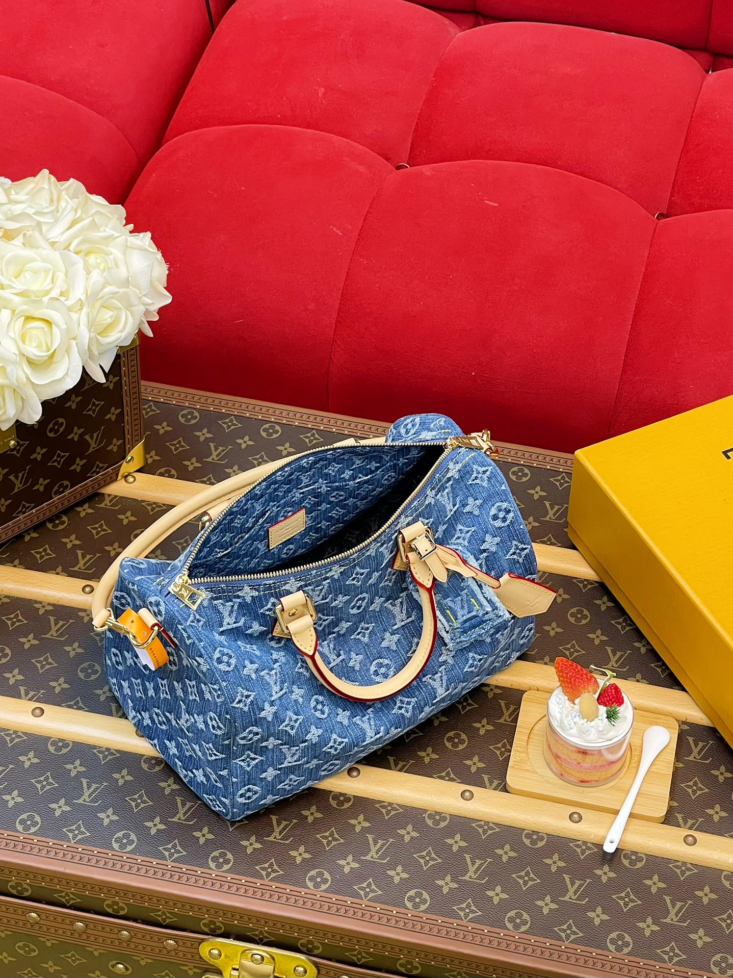 Louis Vuitton Monogram Denim Speedy 30 Bandoulière – Iconic Blue Handbag with Detachable Strap