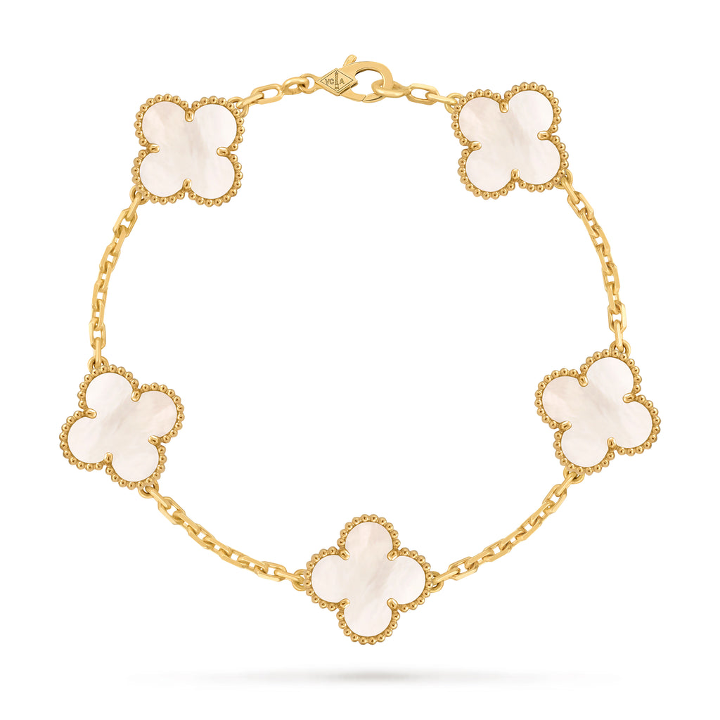 VCA Four-leaf Clover 5 flower golden bracelet paired with white mother of pearl