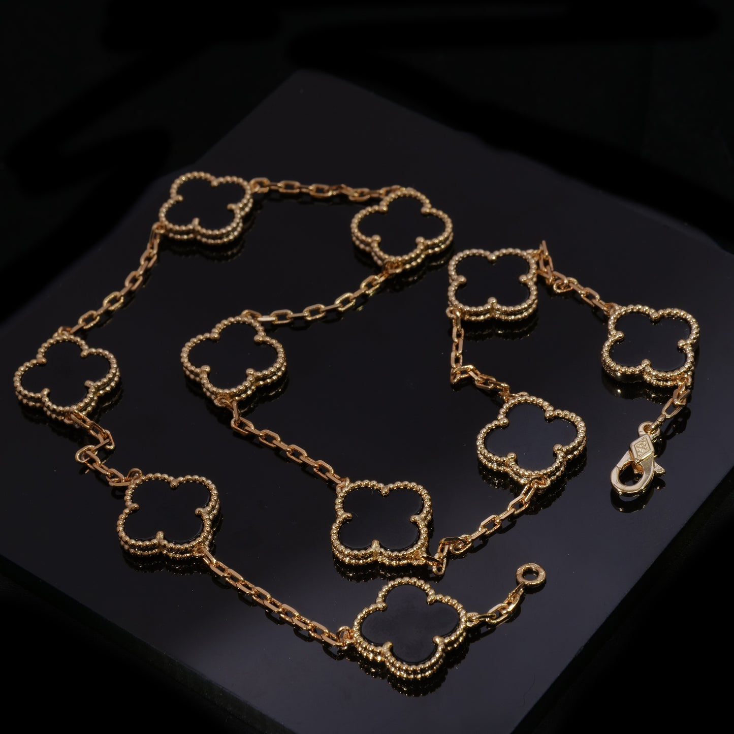 VCA✨ black pearl is very lucky ✨