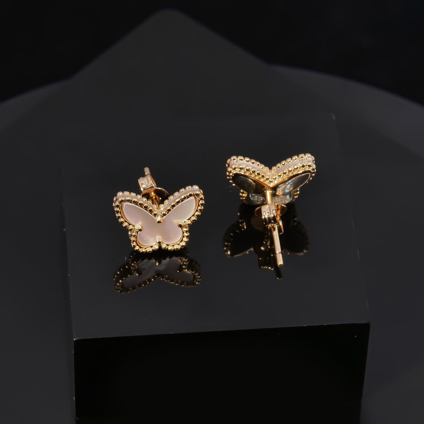 VCA, elegant butterfly-shaped stud earrings