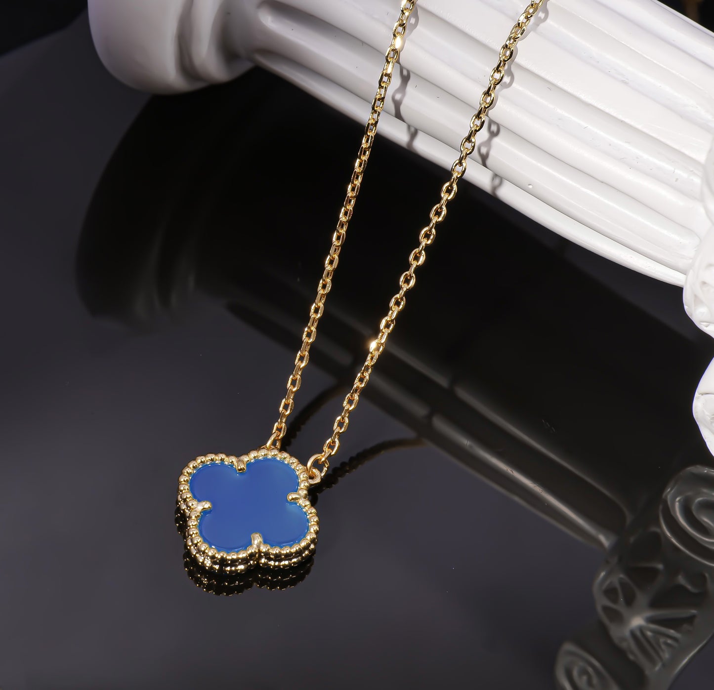 Adjustable length chain blue agate pendant luxury rose gold high-end VCA necklace
