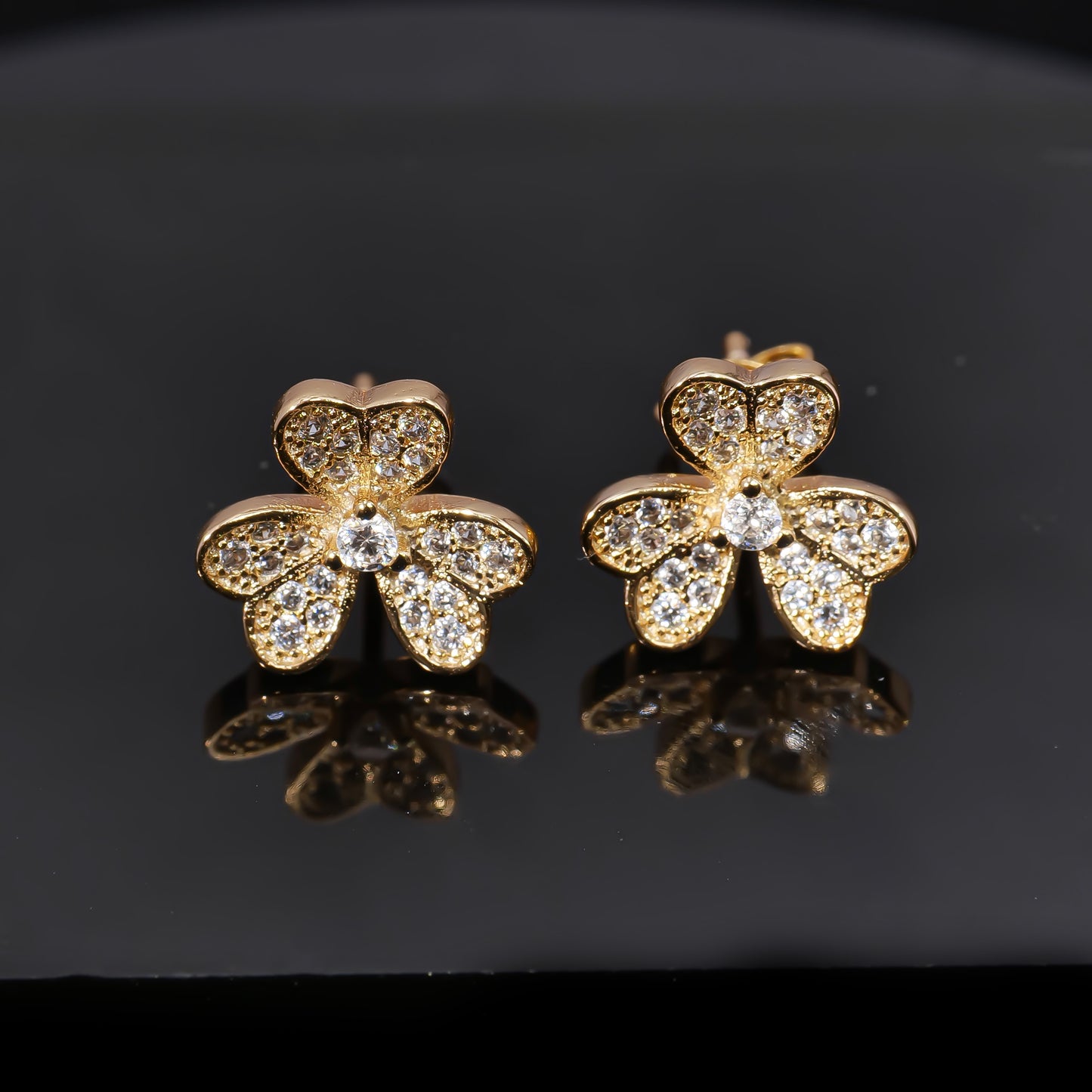 VCA Luxury three-flower diamond fashionable petal gold-plated stud earrings