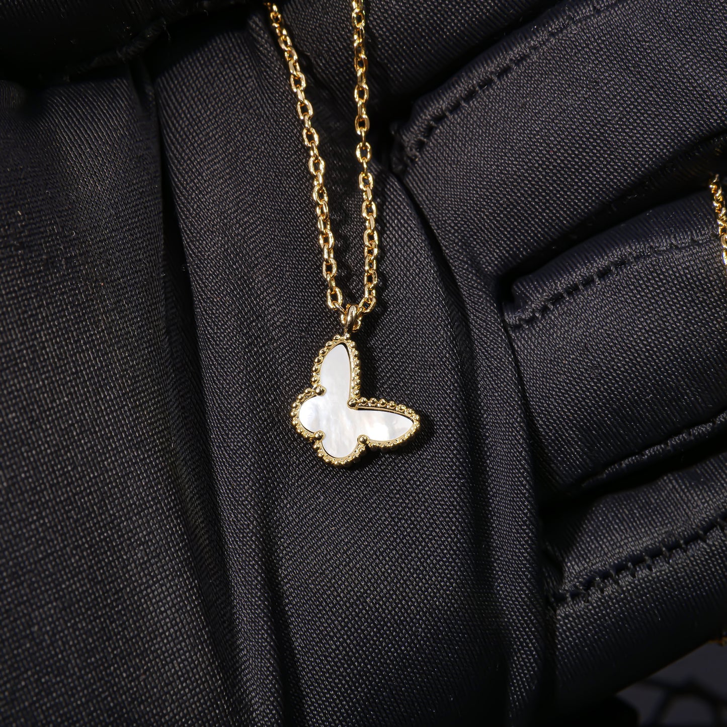Luxury butterfly pendant and gold-plated chain VCA necklace