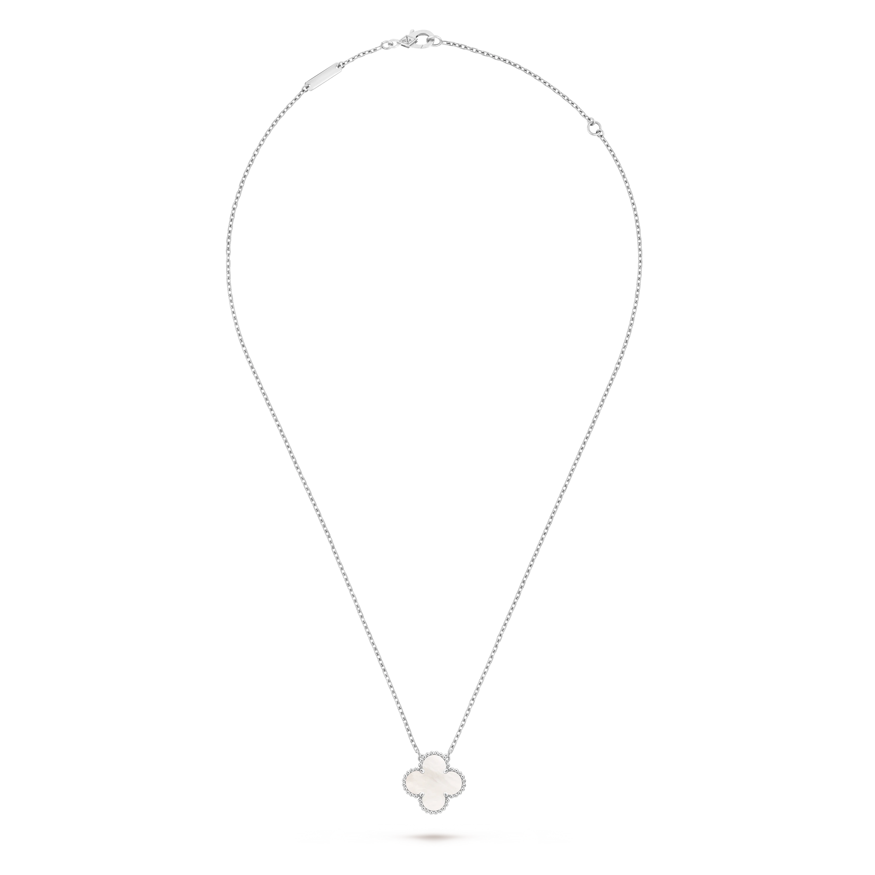 Van Cleef & Arpels White Gold Pearl Mother-of-Pearl Four-Leaf Clover Pendant Vintage Alhambra