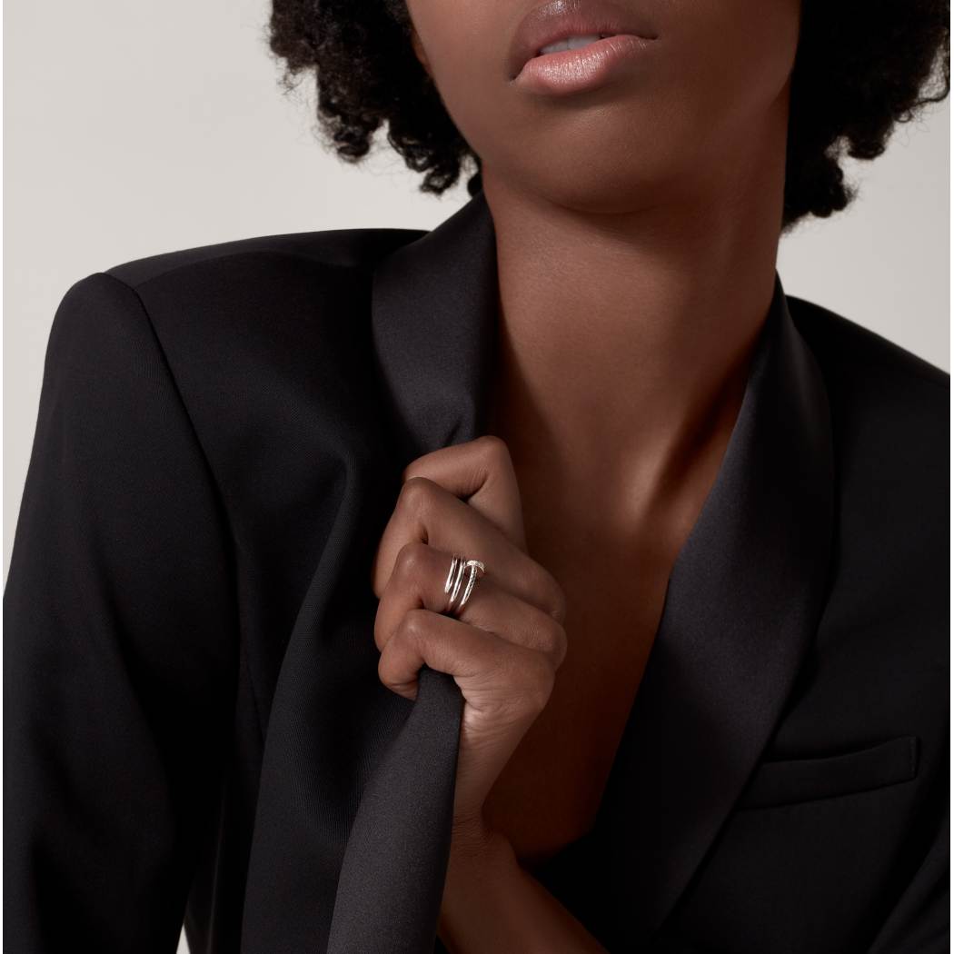 Cartier 18K white gold nail ring with double circles with diamonds