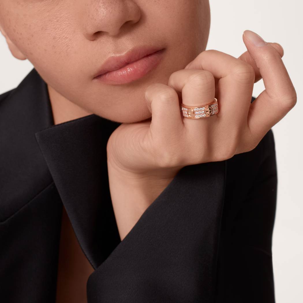 Cartier 18K rose gold classic LOVE 6mm ring paired with 3 rows of diamonds