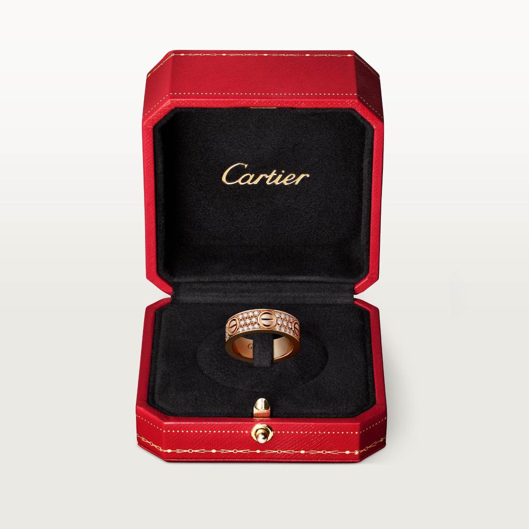 Cartier 18K rose gold classic LOVE 6mm ring paired with 3 rows of diamonds