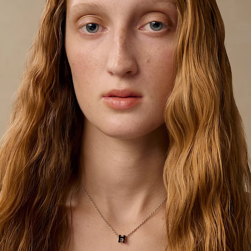 Hermes Mini Pop H Pendant black necklace