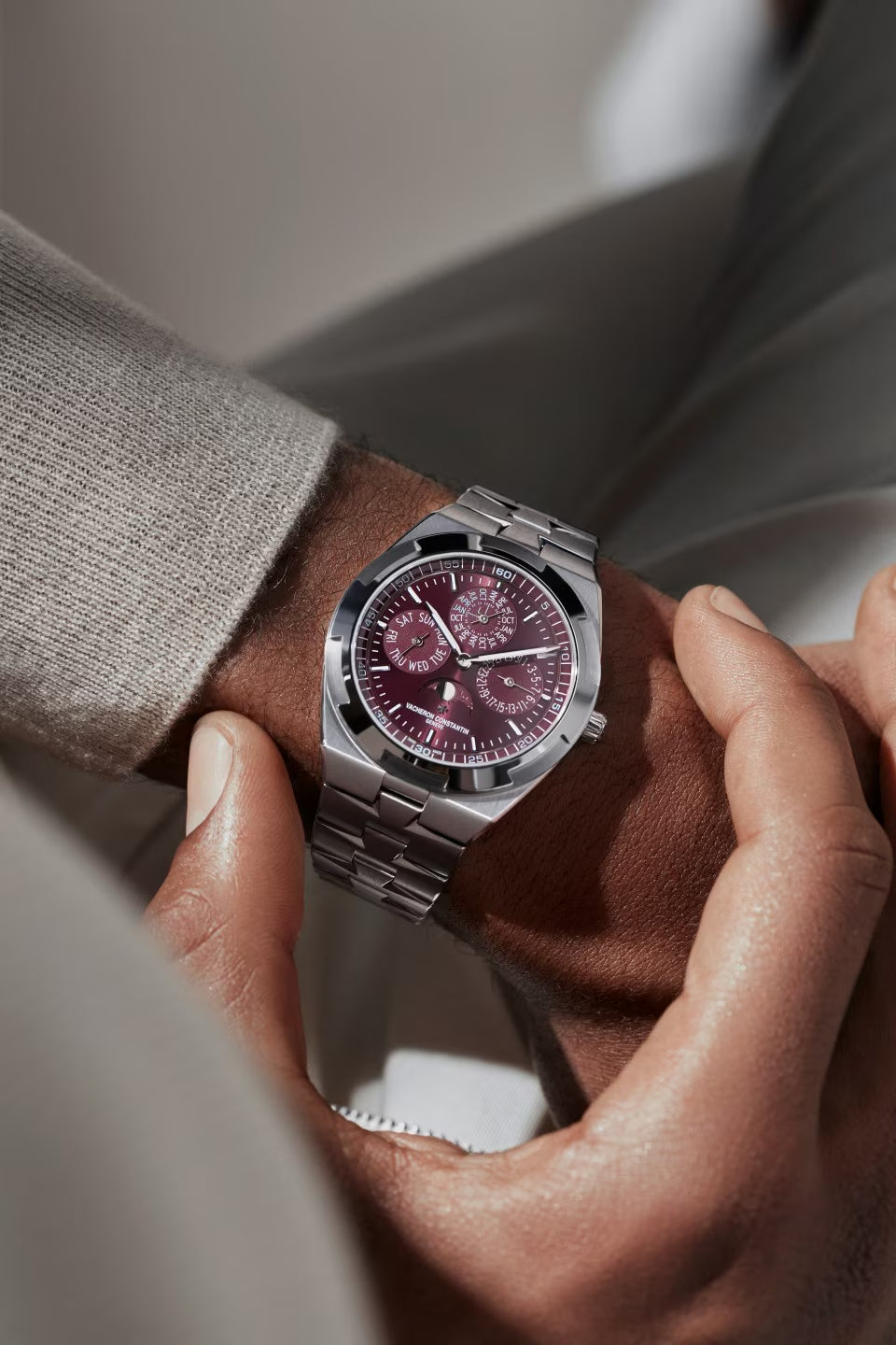 Overseas Global Series Ultra-Thin Perpetual Calendar Watch