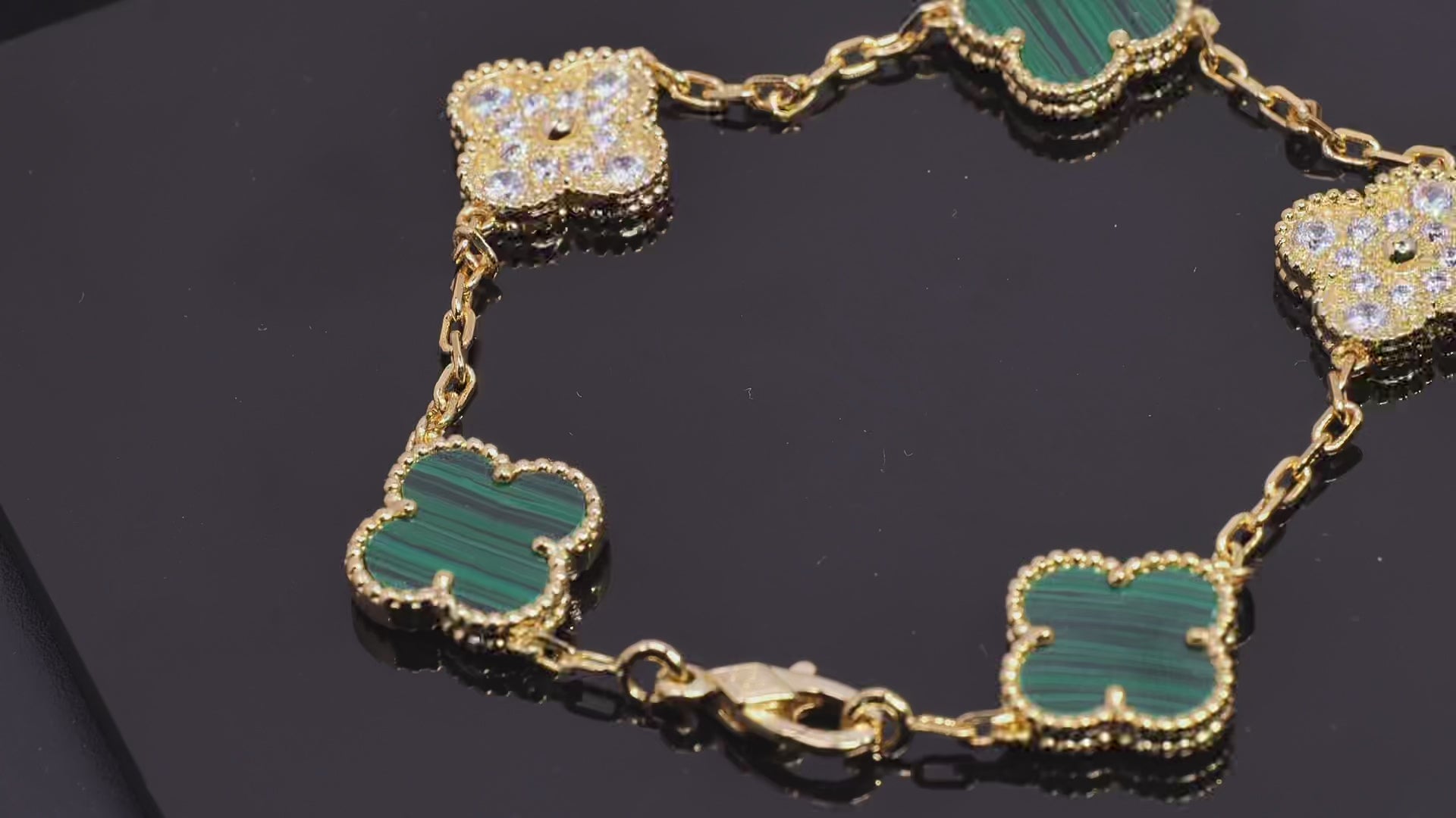VCA🌿 Lucky Clover Charm Bracelet - Van Cleef Inspired Design