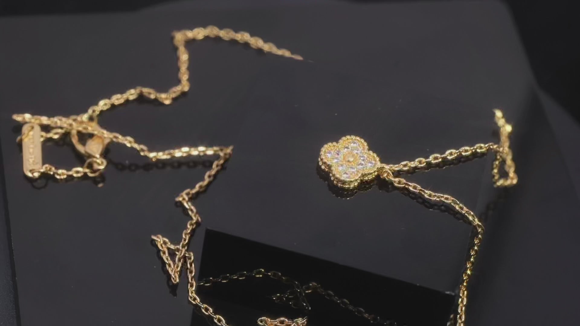 VCA necklace with diamond gilding luxury necklace