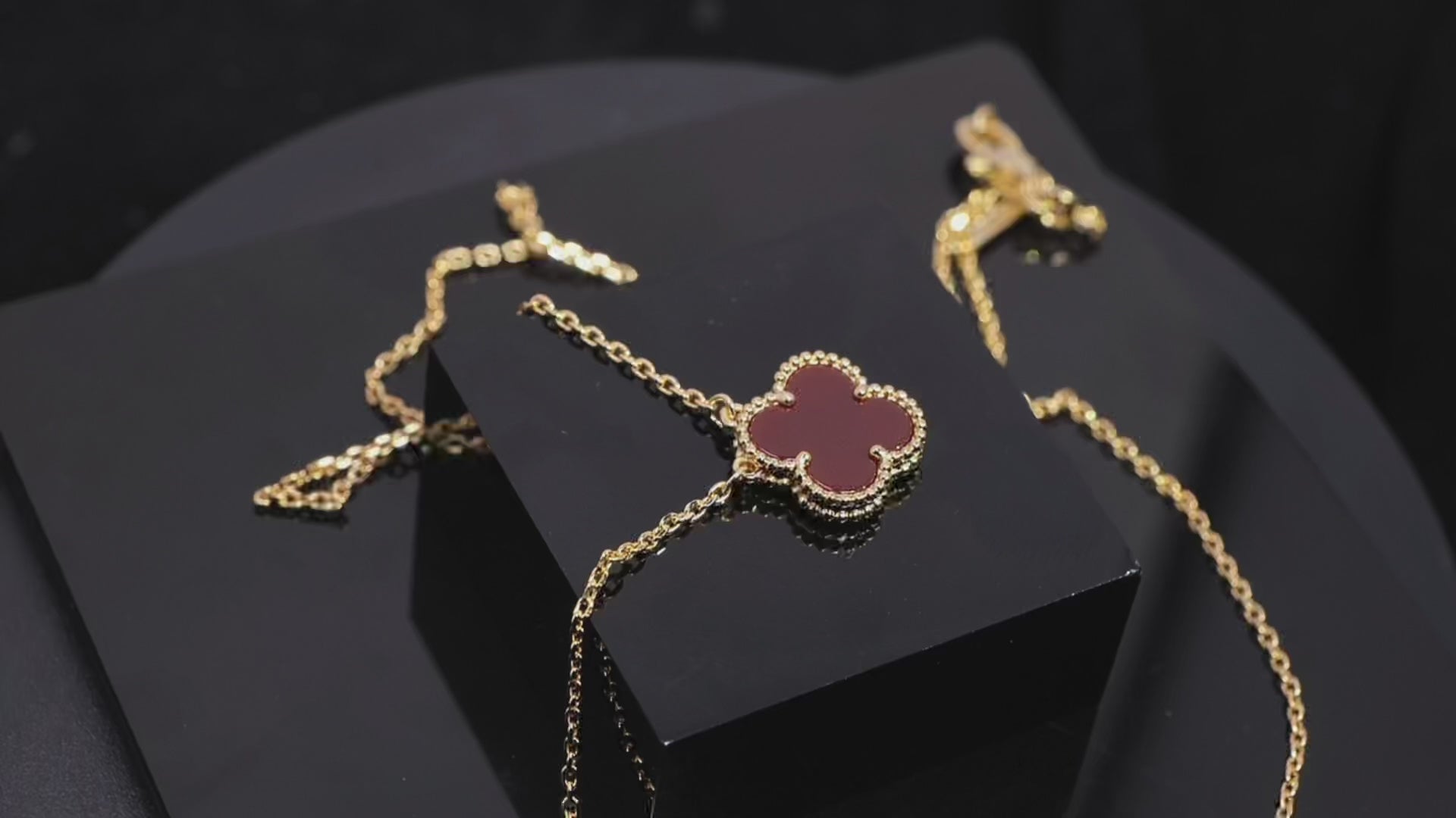 VCA red agate pendant luxury rose gold high-end necklace